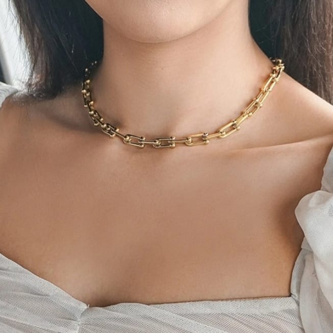 U Link Necklace